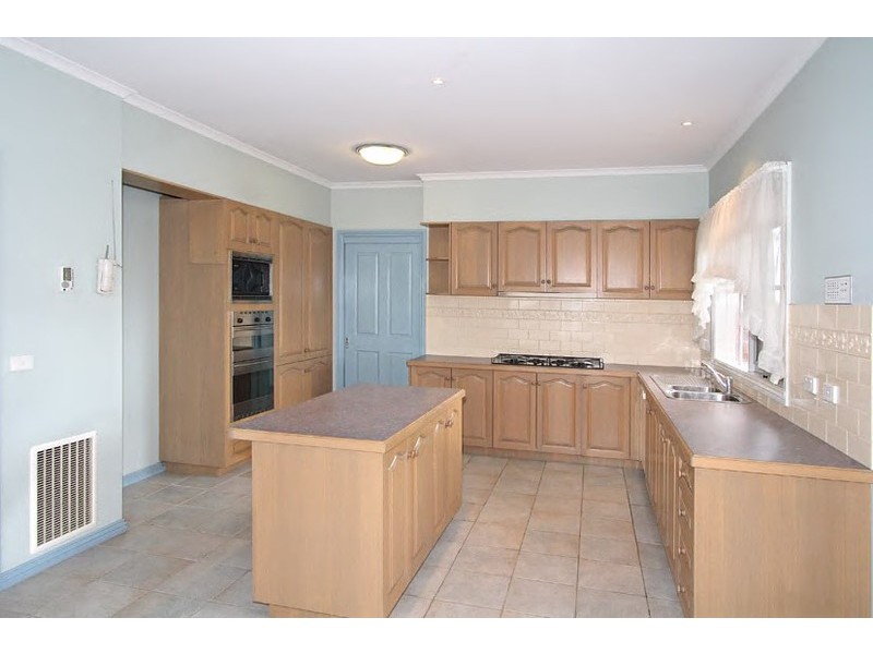 91 NORMANBY DRIVE, Greenvale VIC 3059