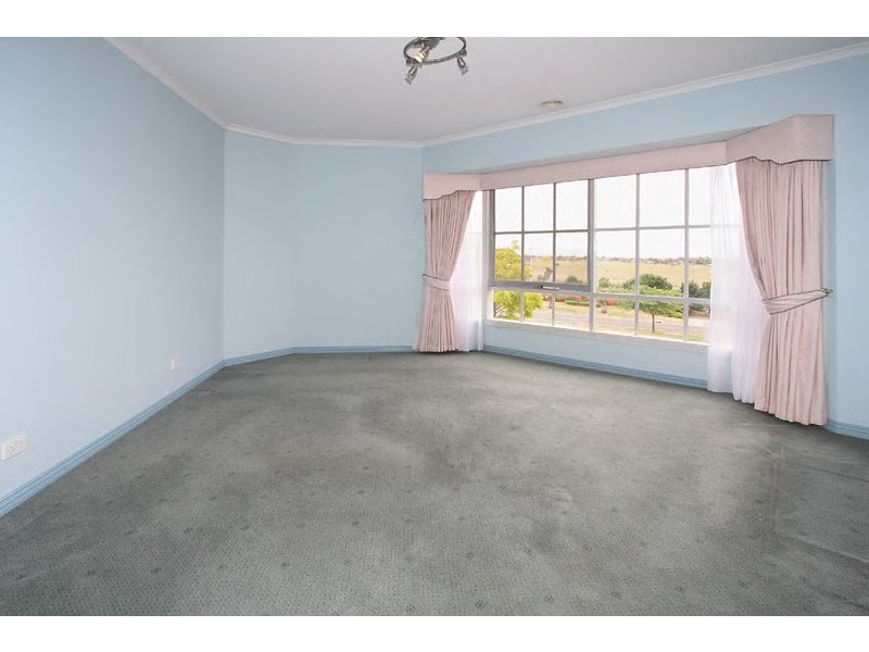91 NORMANBY DRIVE, Greenvale VIC 3059