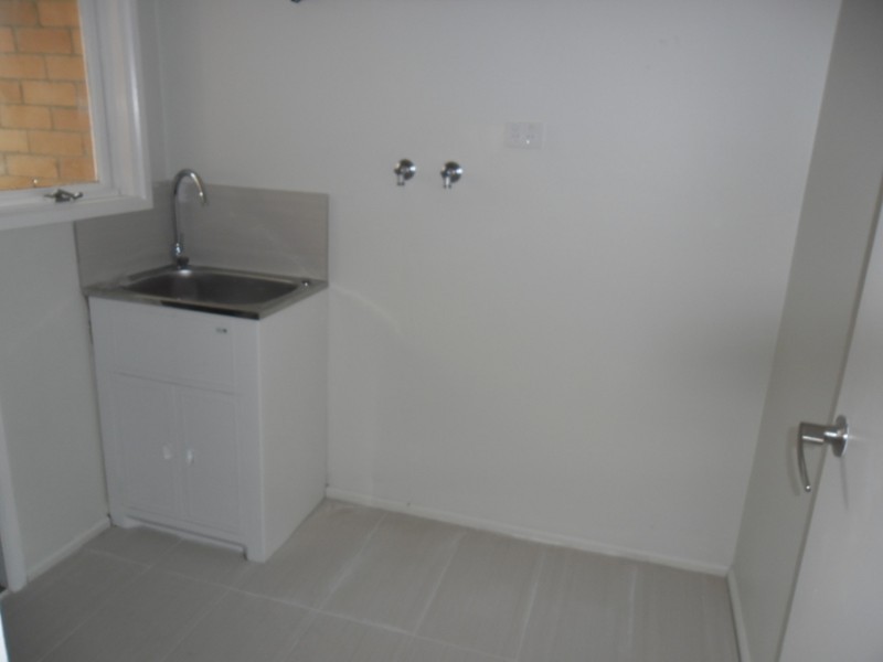 31 Parnell Crescent, Gladstone Park VIC 3043
