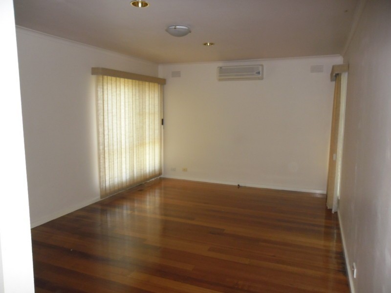 16 Devenish Court, Westmeadows VIC 3049