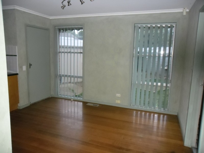 112  Longford Crescent, Coolaroo VIC 3048