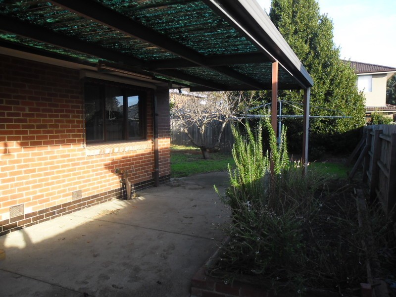7 Dolphin Court, Gladstone Park VIC 3043