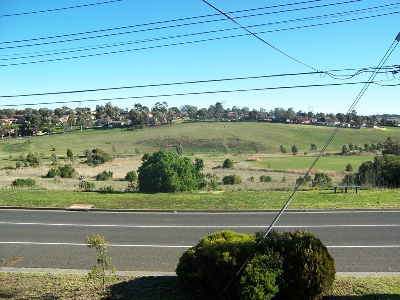 102 Ripplebrook Drive, Broadmeadows VIC 3047