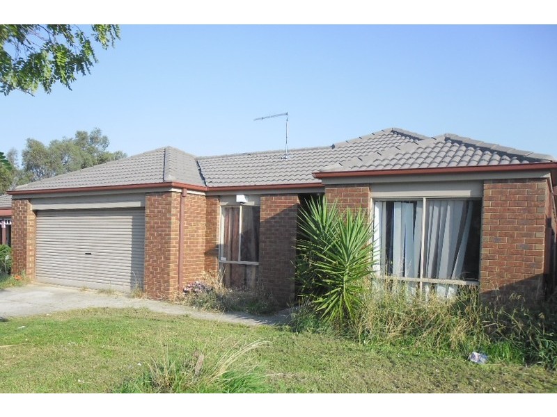 18  Orion Way, Roxburgh Park VIC 3064