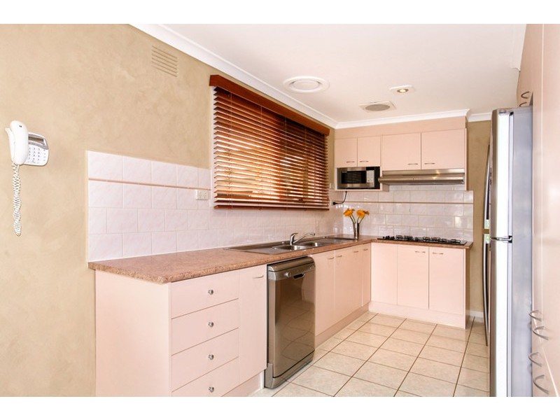 5 Koonalda Road, Gladstone Park VIC 3043