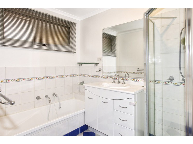 5 Koonalda Road, Gladstone Park VIC 3043