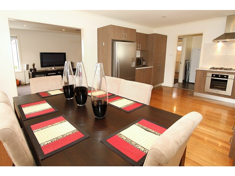 10 Gordon Street, Tullamarine VIC 3043