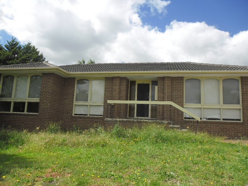 5 Glendale Court, Gladstone Park VIC 3043