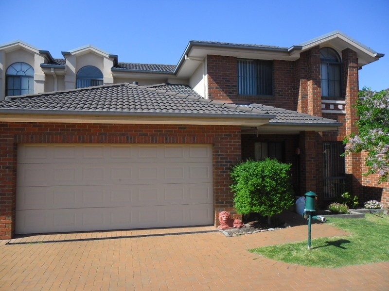 12 The Crest, Attwood VIC 3049