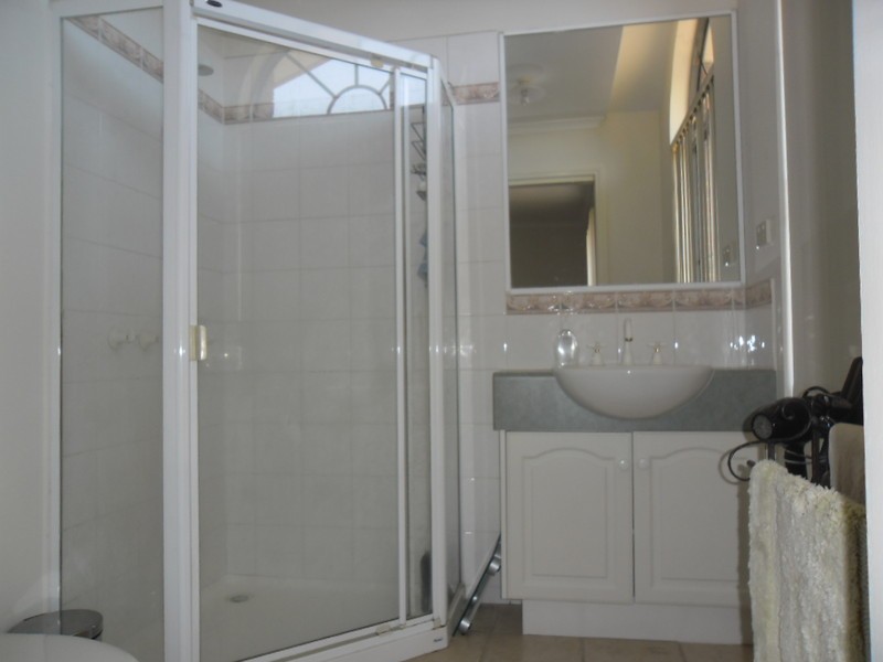 12 The Crest, Attwood VIC 3049