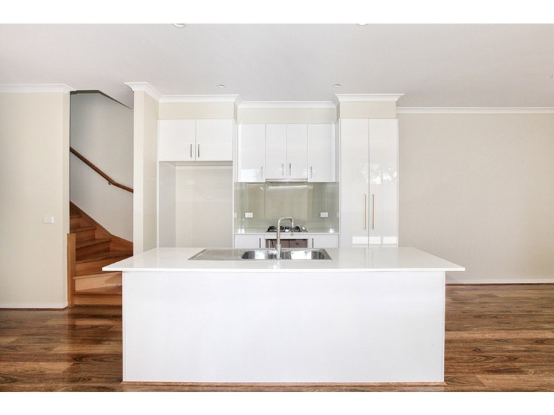 3 / 102 Bindi Street, Glenroy VIC 3046