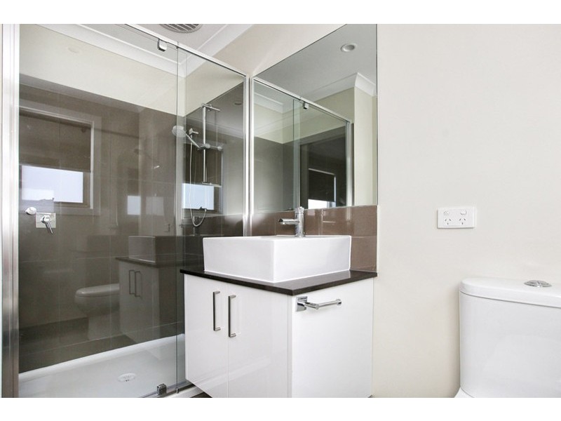 3 / 102 Bindi Street, Glenroy VIC 3046
