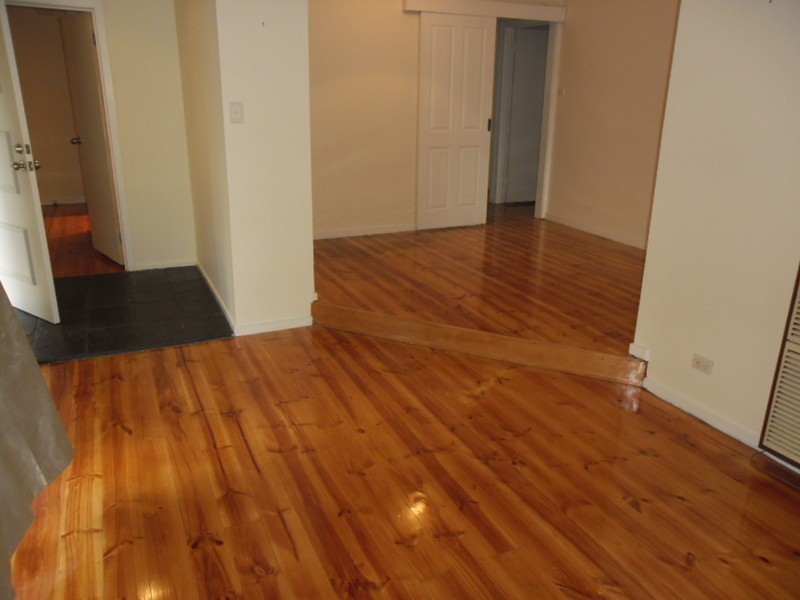 37 Samara Grove, Gladstone Park VIC 3043