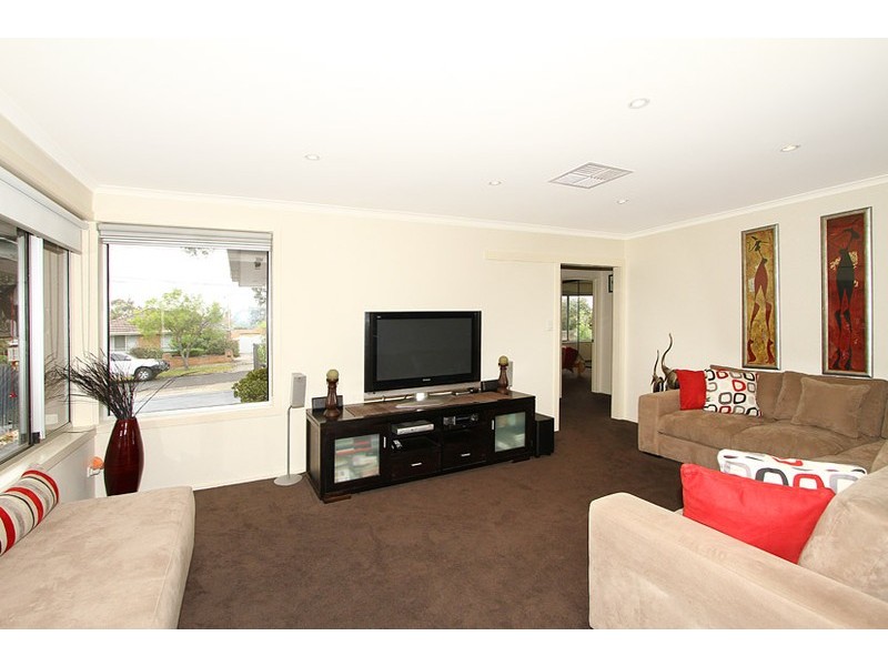 10 Gordon Street, Tullamarine VIC 3043