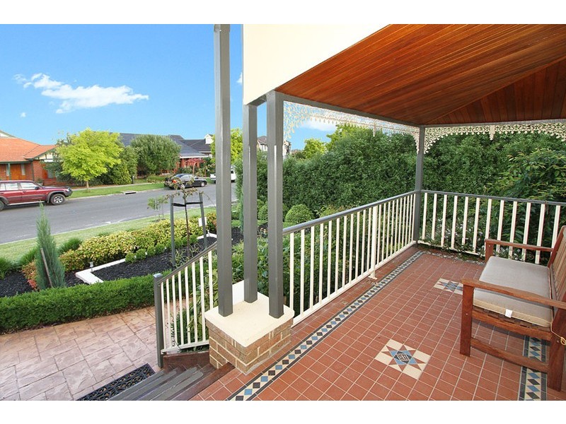 6  Dunfermline Avenue, Greenvale VIC 3059