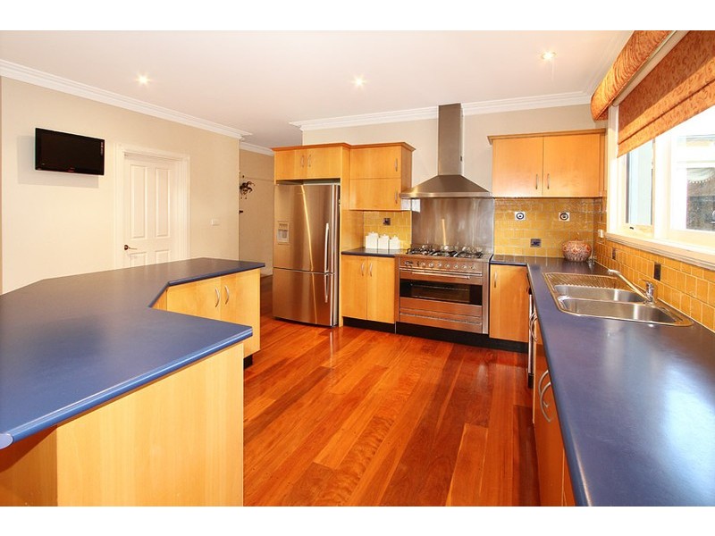 6  Dunfermline Avenue, Greenvale VIC 3059