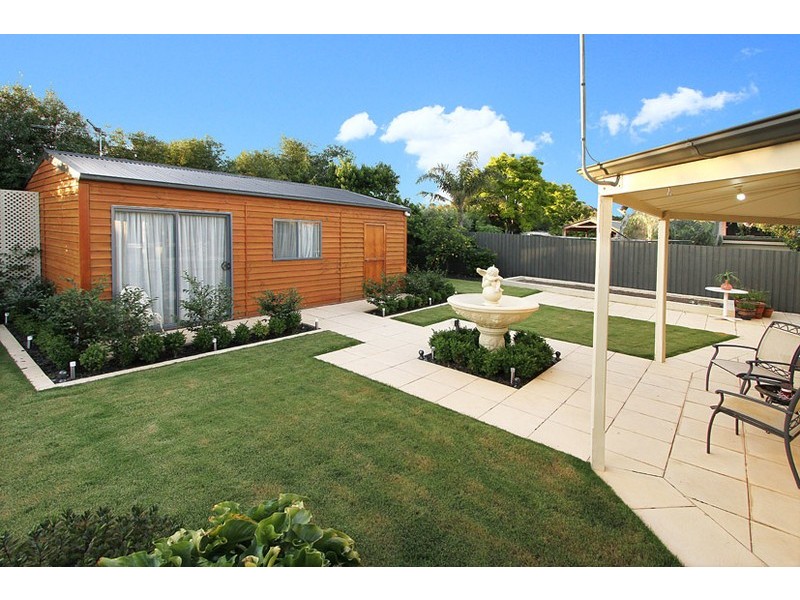 6  Dunfermline Avenue, Greenvale VIC 3059