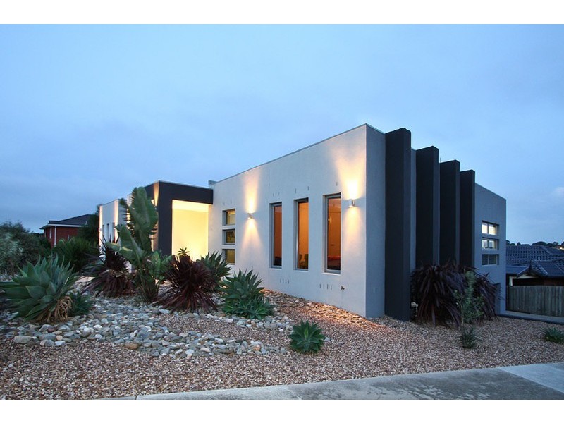 2  Monte Carlo Court, Greenvale VIC 3059