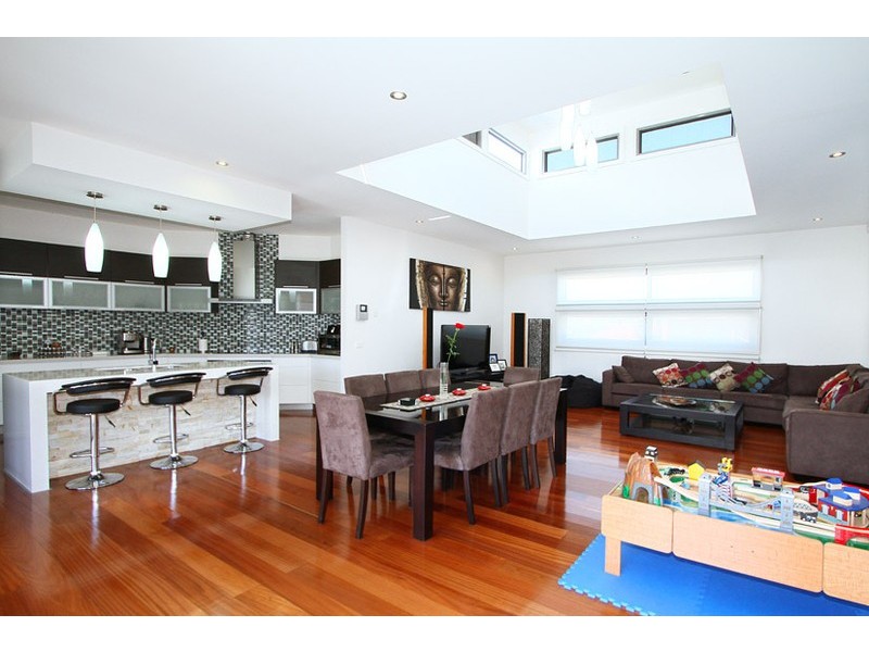 2  Monte Carlo Court, Greenvale VIC 3059