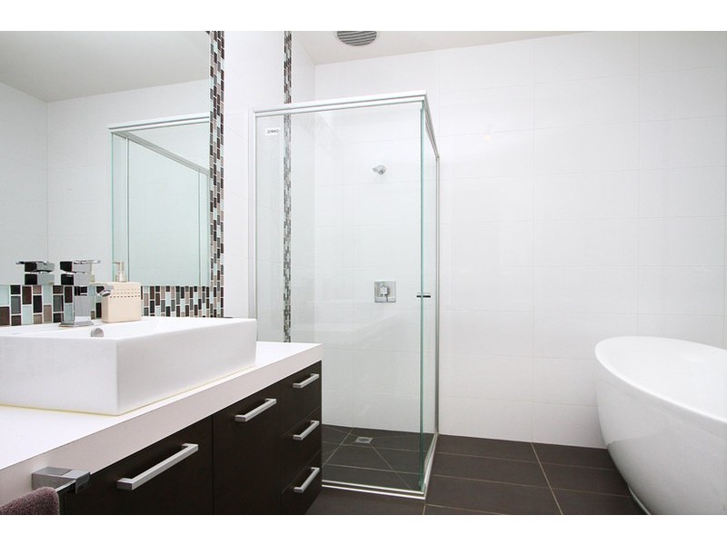 2  Monte Carlo Court, Greenvale VIC 3059