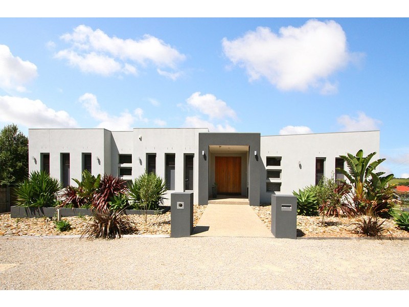 2  Monte Carlo Court, Greenvale VIC 3059