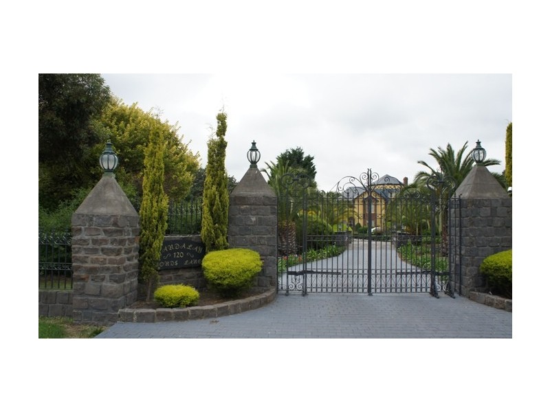 120 Bonds Lane, Greenvale VIC 3059