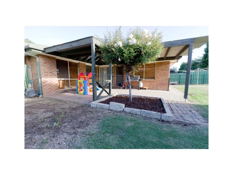 66  Bridgewater Road, Craigieburn VIC 3064