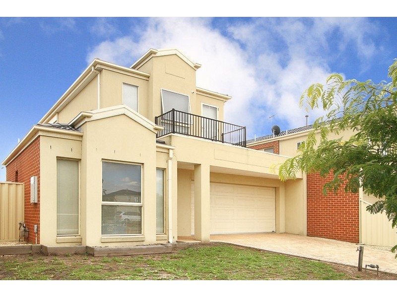 26 Malabar Street, Roxburgh Park VIC 3064