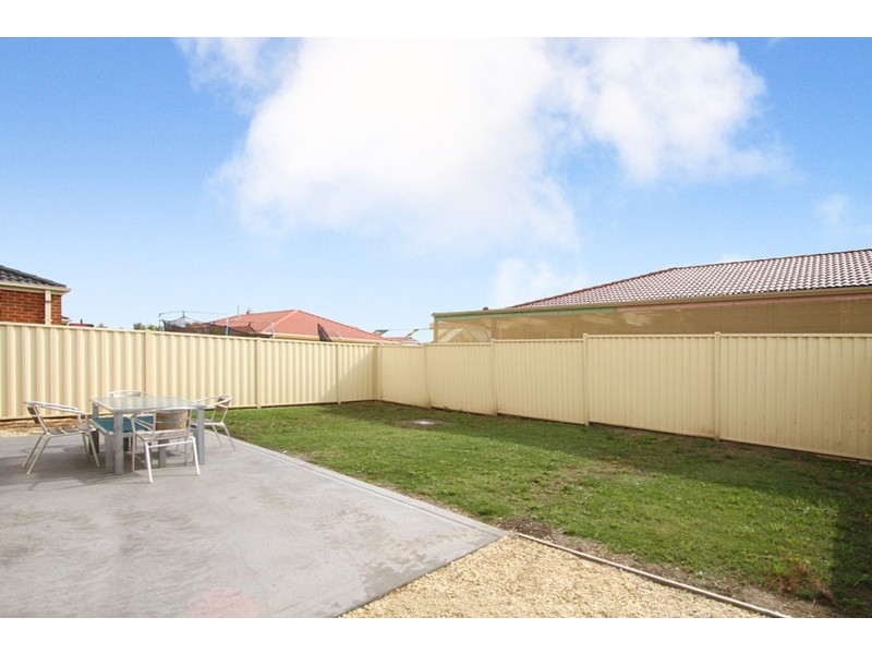 26 Malabar Street, Roxburgh Park VIC 3064