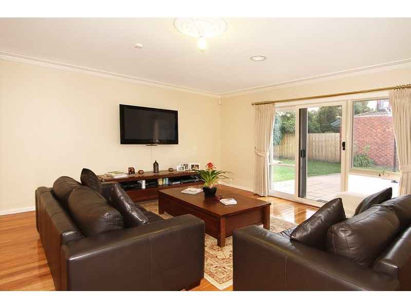 15 Lincolne Crescent, Roxburgh Park VIC 3064