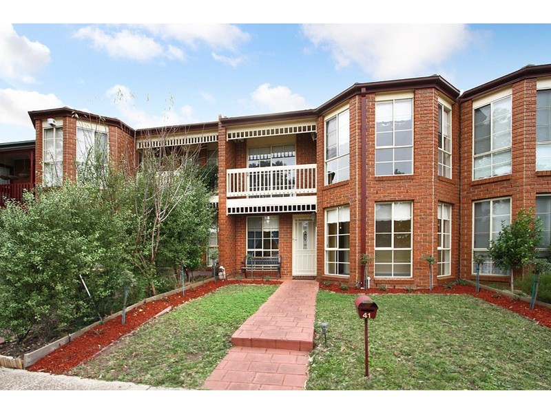 41 Almands Avenue, Roxburgh Park VIC 3064