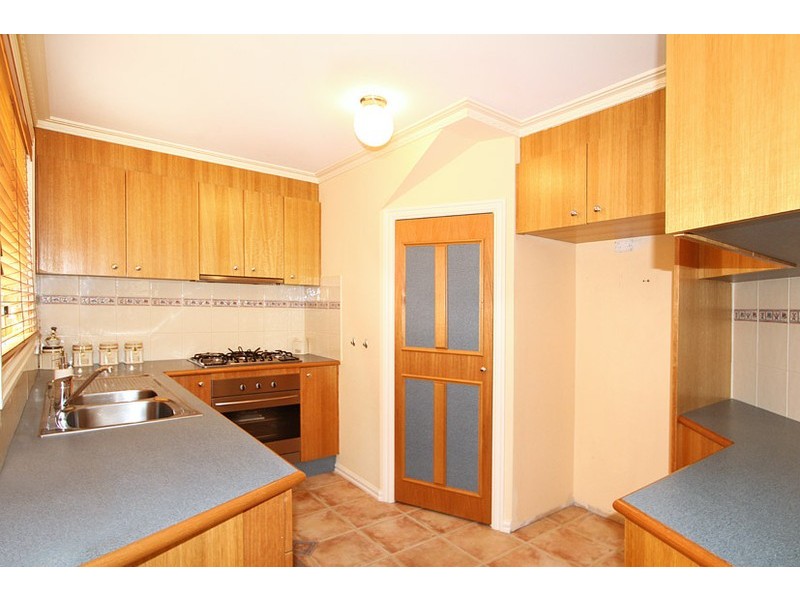 41 Almands Avenue, Roxburgh Park VIC 3064