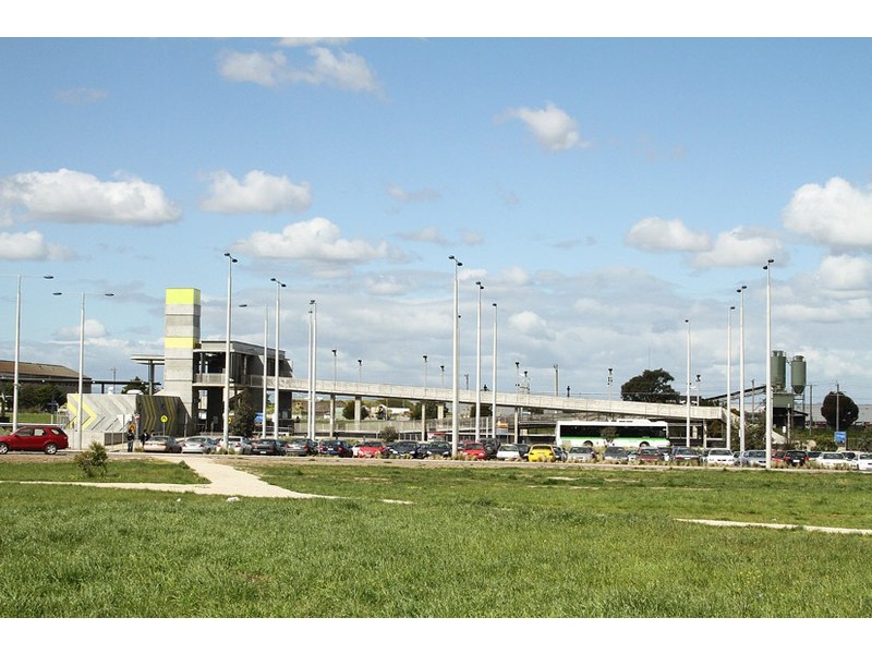 41 Almands Avenue, Roxburgh Park VIC 3064