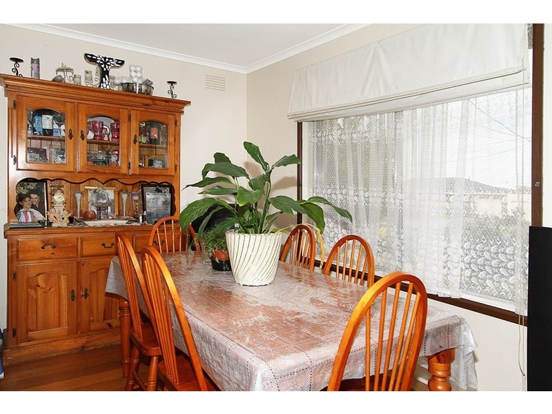 13 North Circular Road, Gladstone Park VIC 3043