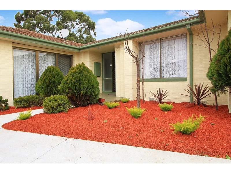 9 North Circular Road, Gladstone Park VIC 3043