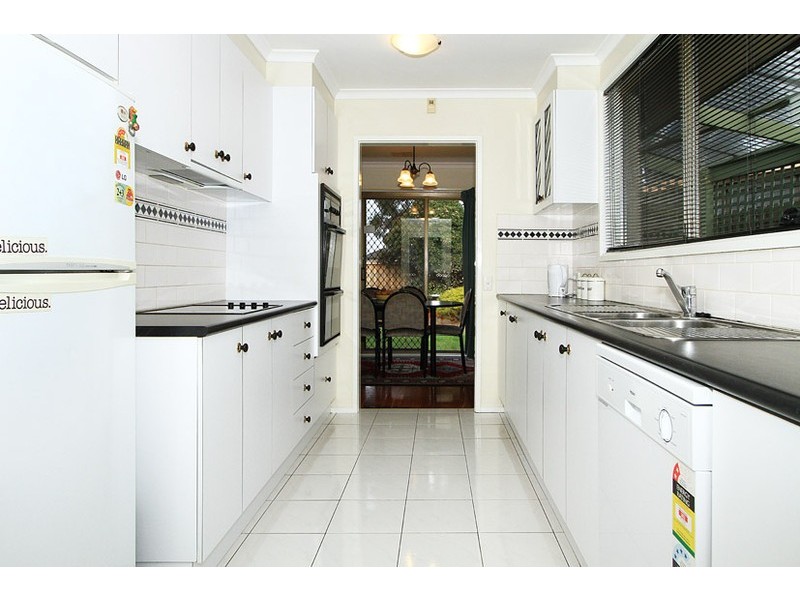 9 North Circular Road, Gladstone Park VIC 3043