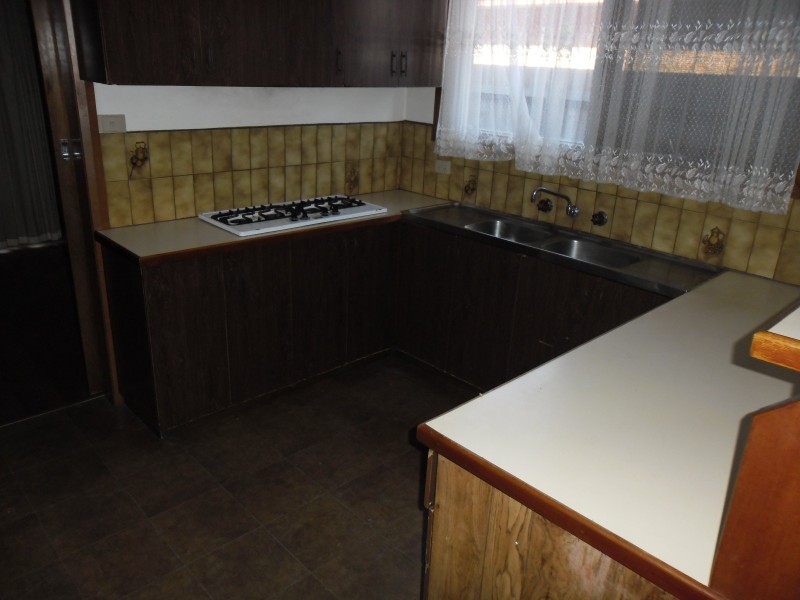 30 Koonalda Road, Gladstone Park VIC 3043