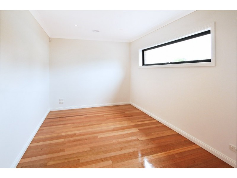 1 and 3/21 Turner Street, Westmeadows VIC 3049