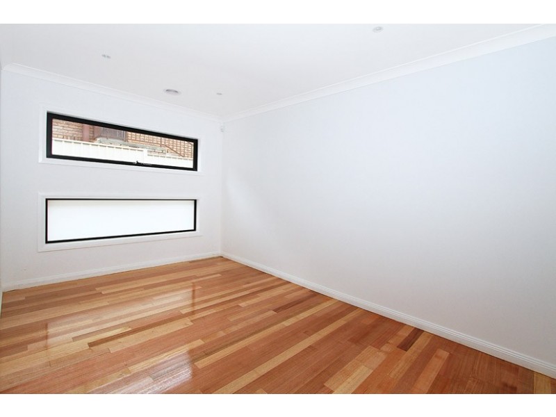 1 and 3/21 Turner Street, Westmeadows VIC 3049