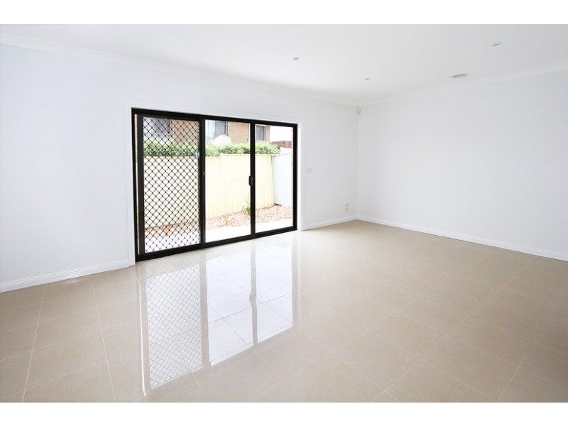 1 and 3/21 Turner Street, Westmeadows VIC 3049