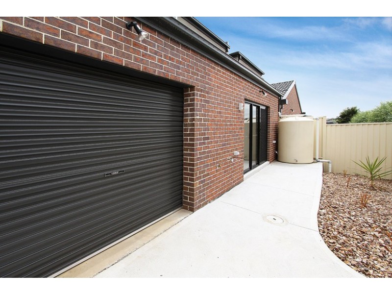 1 and 3/21 Turner Street, Westmeadows VIC 3049