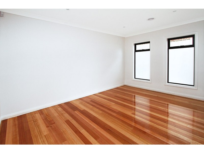 1 and 3/21 Turner Street, Westmeadows VIC 3049