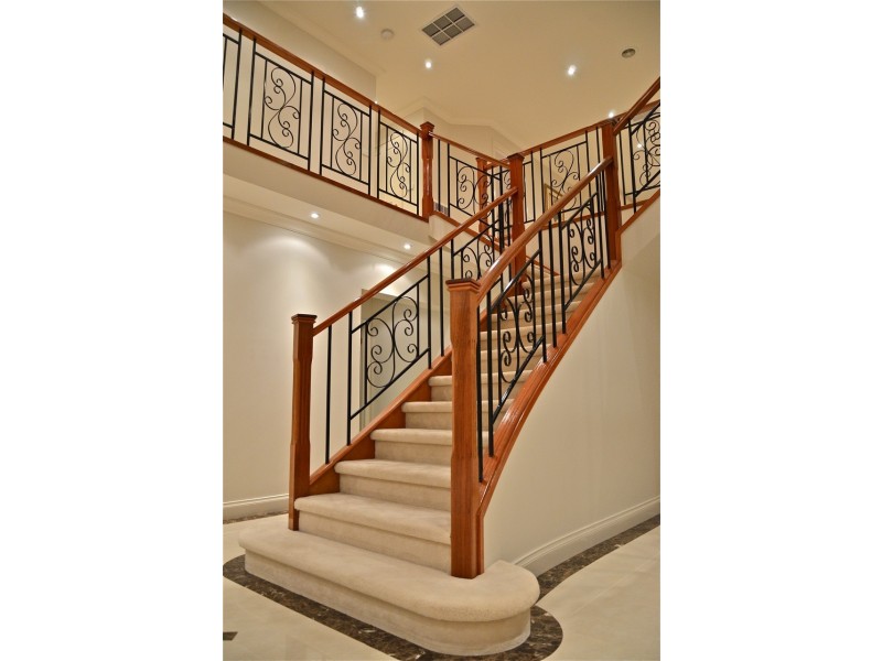 14 Lewiston Grove, Greenvale VIC 3059