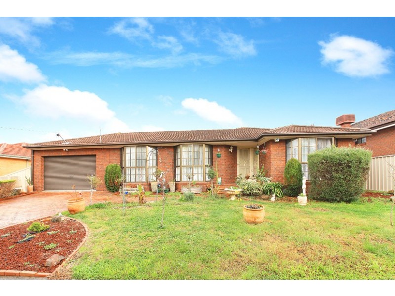 13 Lee Street, Craigieburn VIC 3064