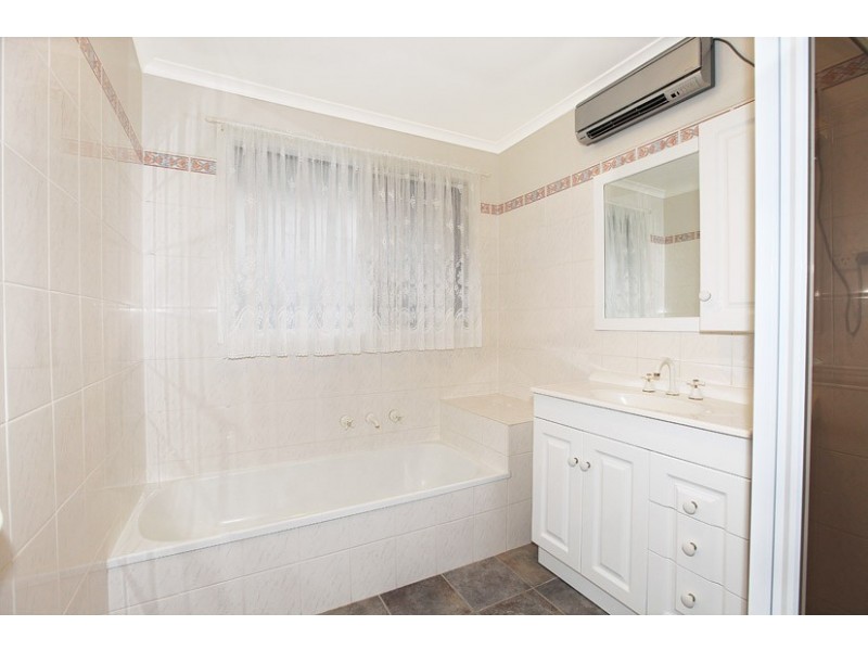 30  Riddell Street, Westmeadows VIC 3049