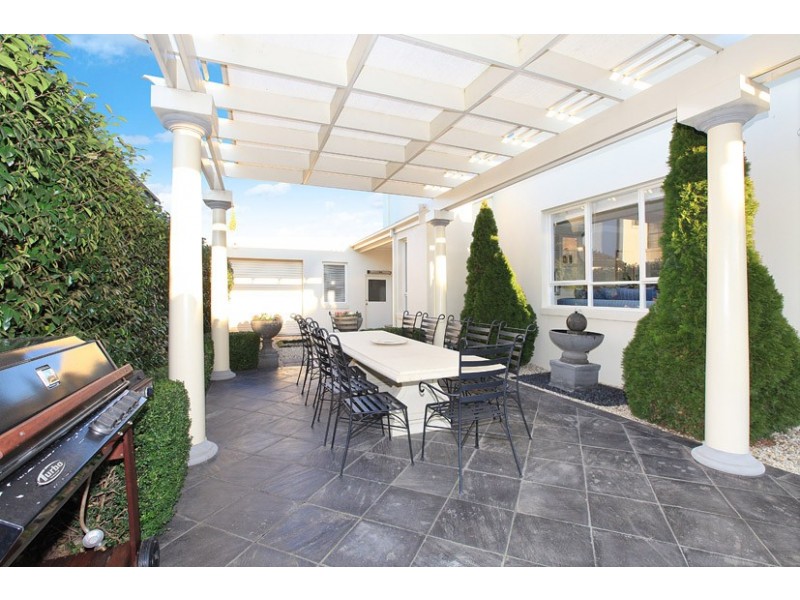 202 Greenvale Drive, Greenvale VIC 3059