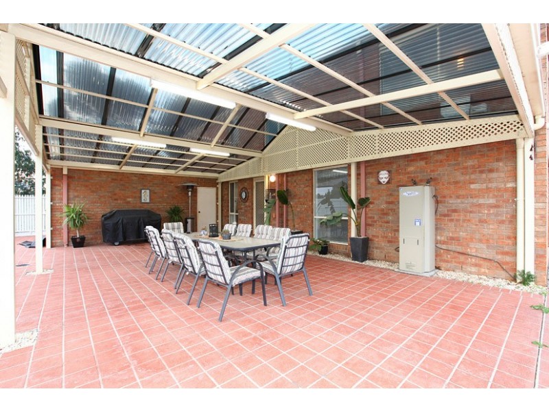 13 Palamino Valley Court, Greenvale VIC 3059