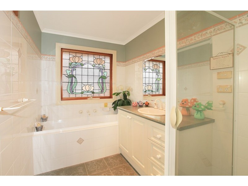 7  McGuire Court, Greenvale VIC 3059