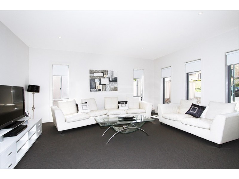 69 Clare Boulevard, Greenvale VIC 3059