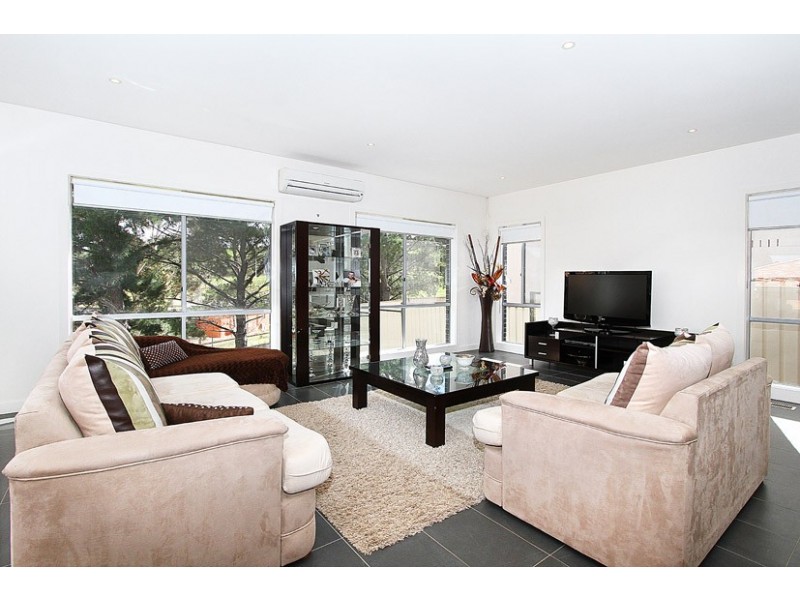 69 Clare Boulevard, Greenvale VIC 3059